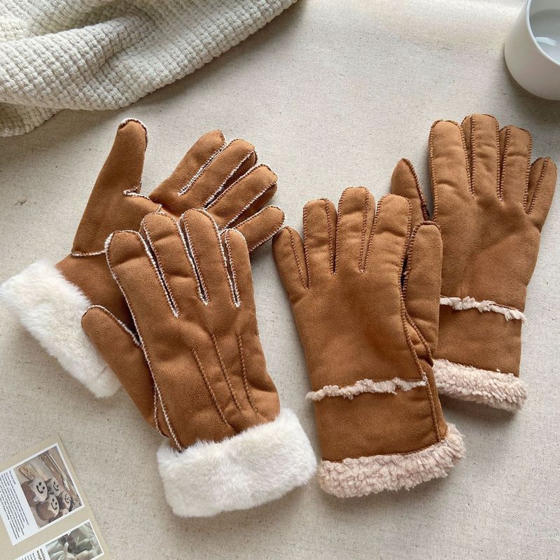 Super warm chestnut color autumn and winter finger gloves outdoor lamb hair suede thickened versatile cold-proof cute Korean gloves