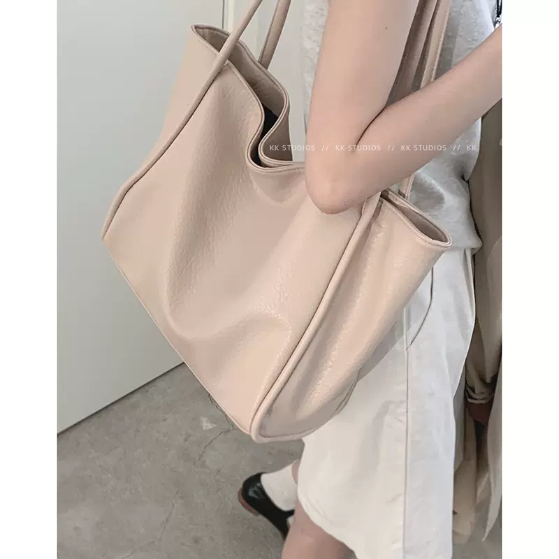 Korean large-capacity bag for women summer 2024 new trendy fashion tote bag niche versatile shoulder commuter bag