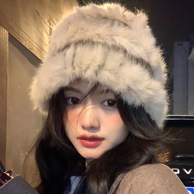 Autumn and winter hats for women, imitation rabbit fur knitted plush hat, furry fisherman hat, big head circumference, small face, small warm woolen hat