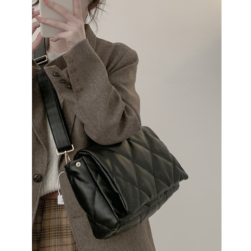 Down bag women's autumn and winter new style trendy Korean rhombus small square bag versatile large capacity single shoulder crossbody bag
