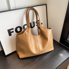 Wholesale soft leather large bag women's bag autumn and winter new niche fashion tote bag casual shoulder bag armpit bag