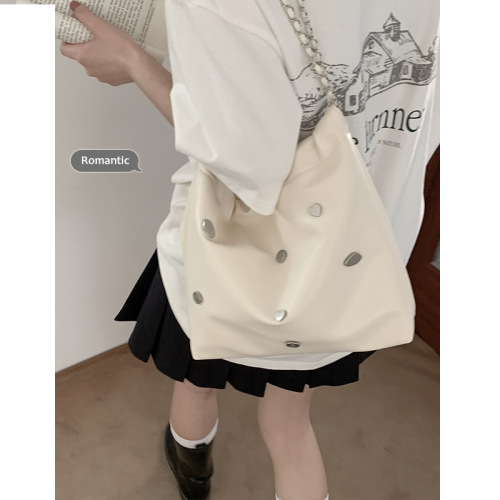 Niche Fashion Garbage Bag Bag Women's New High-end Chain Tote Bag Versatile Large Capacity Crossbody Bag