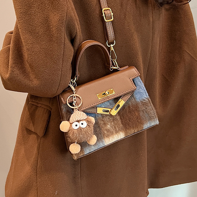 French fashion handbag women's new winter contrast wool Kelly bag niche retro shoulder bag