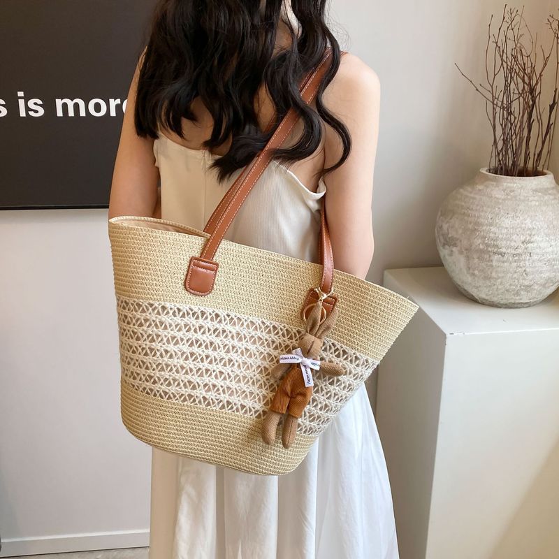 2024 new style small fresh and sweet style braided straw fashion ins style trendy women's bag shoulder bag handbag