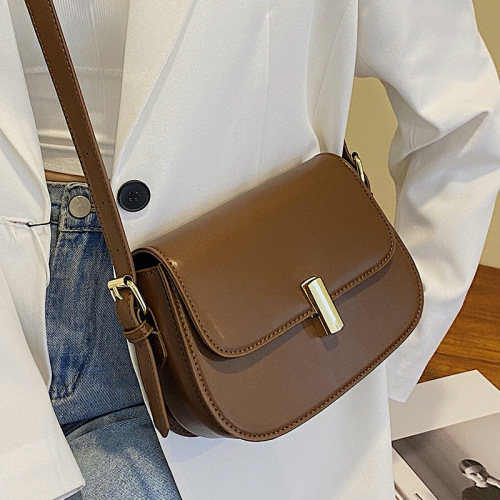 High-end small bag, new bag, women's crossbody bag, autumn and winter versatile retro single shoulder armpit bag, small square bag