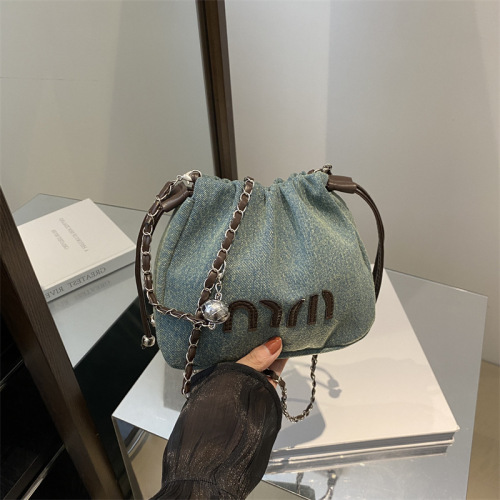Fashionable casual aesthetic bucket bag for women 2024 summer new ins trend simple shoulder bag niche women's bag