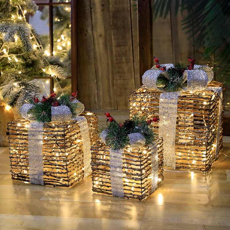 Qingmeng's new Christmas iron gift box three-piece set scene layout Duitou hotel window ornaments gift props