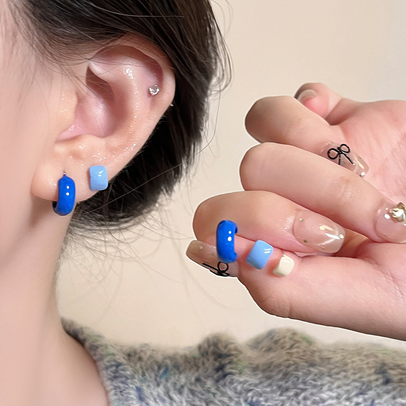 Blue square earring set for women, niche design, unique earrings, simple and versatile earrings with temperament