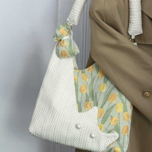 2024 New Tulip Cat Cute Armpit Bag Niche Design Fresh Large Capacity Single Shoulder Tote Bag for Women