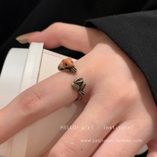 Childlike and cute little squirrel open ring female niche design index finger ring weird tail ring trend