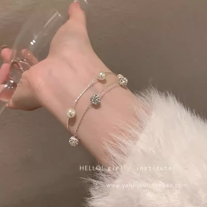Gypsophila double-layered pearl bracelet for girls, light luxury niche design, high-end bracelet, exquisite stacked hand jewelry