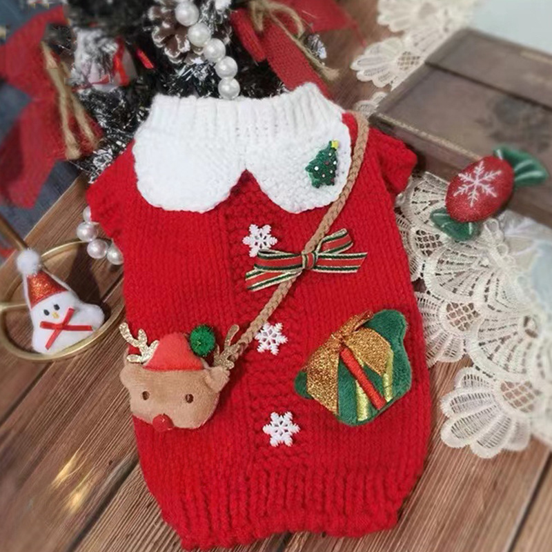 Dog internet celebrity autumn and winter Christmas elk pet sweater cat two-legged knitted festive New Year knitted cardigan