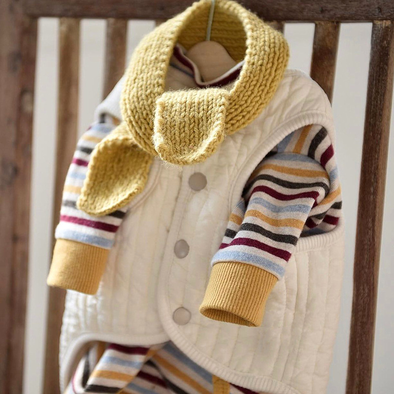 Small dog warm vest two-piece set autumn and winter cotton coat small and medium-sized dog base shirt set cat pet clothes