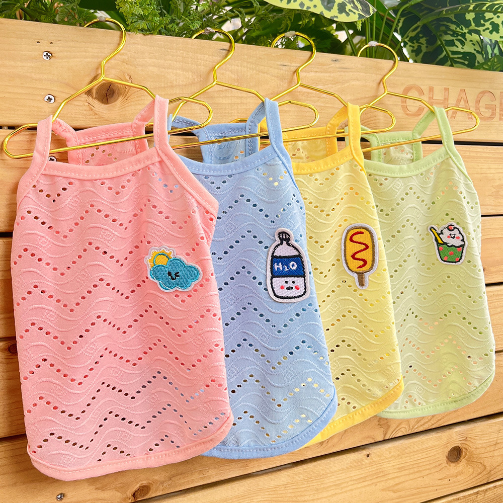 Small dog clothes, simple suspenders, thin, breathable, small and medium-sized dogs, two-legged pet cat clothes and supplies