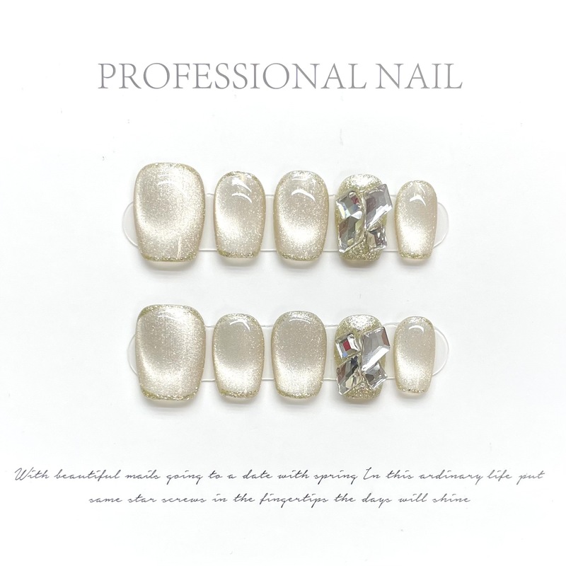 Internet celebrity whitening manicure glass beads cat eye pure handmade wearable nails short style handmade manicure finished products factory wholesale