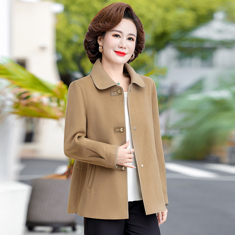 Middle-aged and elderly women's woolen coats spring and autumn new large size foreign style grandma fat mother top mid-length windbreaker