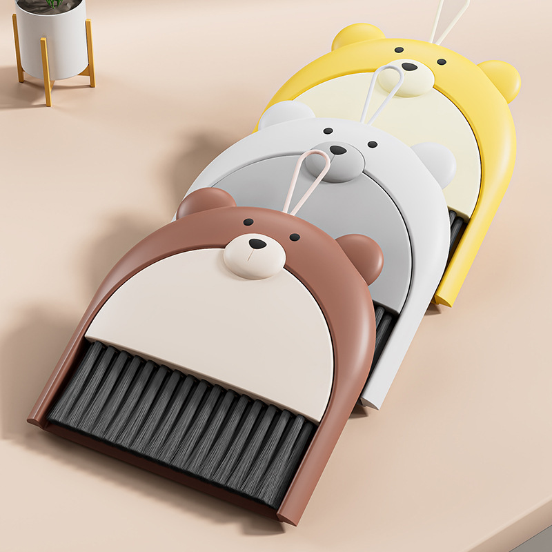 Bear Desktop Mini Broom Cute Little Broom with Dustpan Set Keyboard Cleaning Brush Desktop Debris Cleaning Brush
