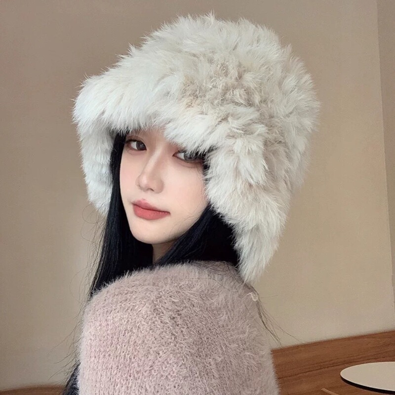 Real rabbit fur white plush hat for women in autumn and winter, warm and face-friendly, small ear protection woolen hat, fur knitted fisherman hat