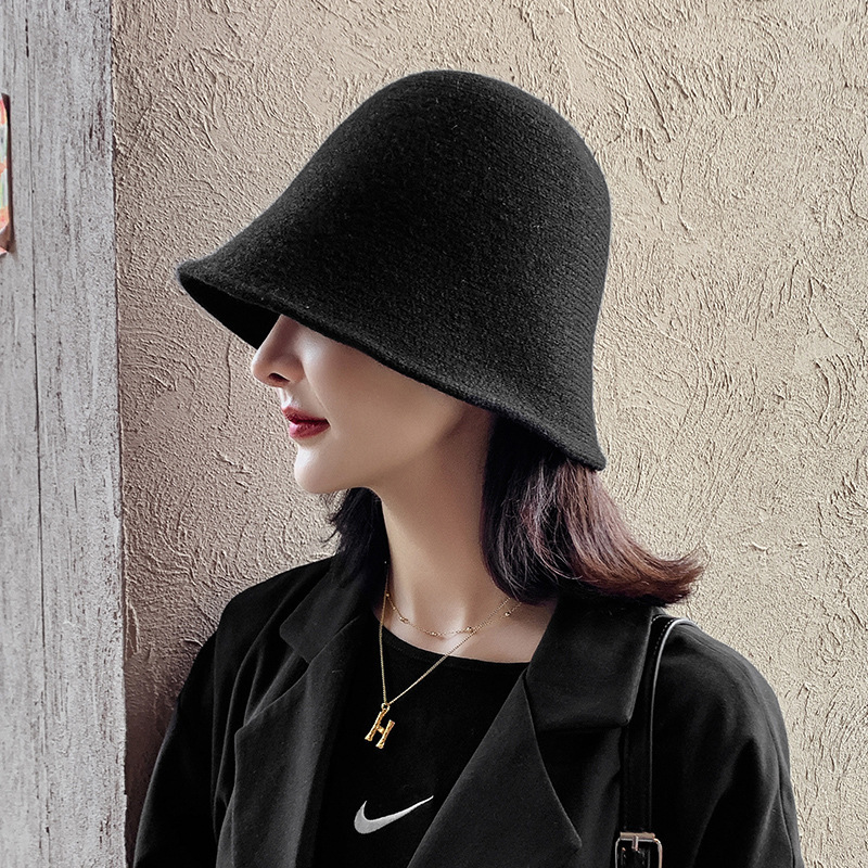 Black woolen fashionable retro bell-shaped basin hat for women in autumn and winter without makeup bucket fisherman hat Korean style trendy winter