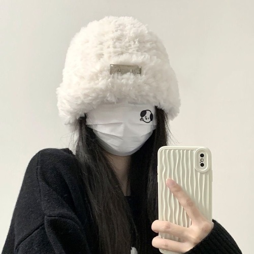 Woolen hat for women in autumn and winter, versatile knitted headband, small face, warm white plush cold hat, large head circumference