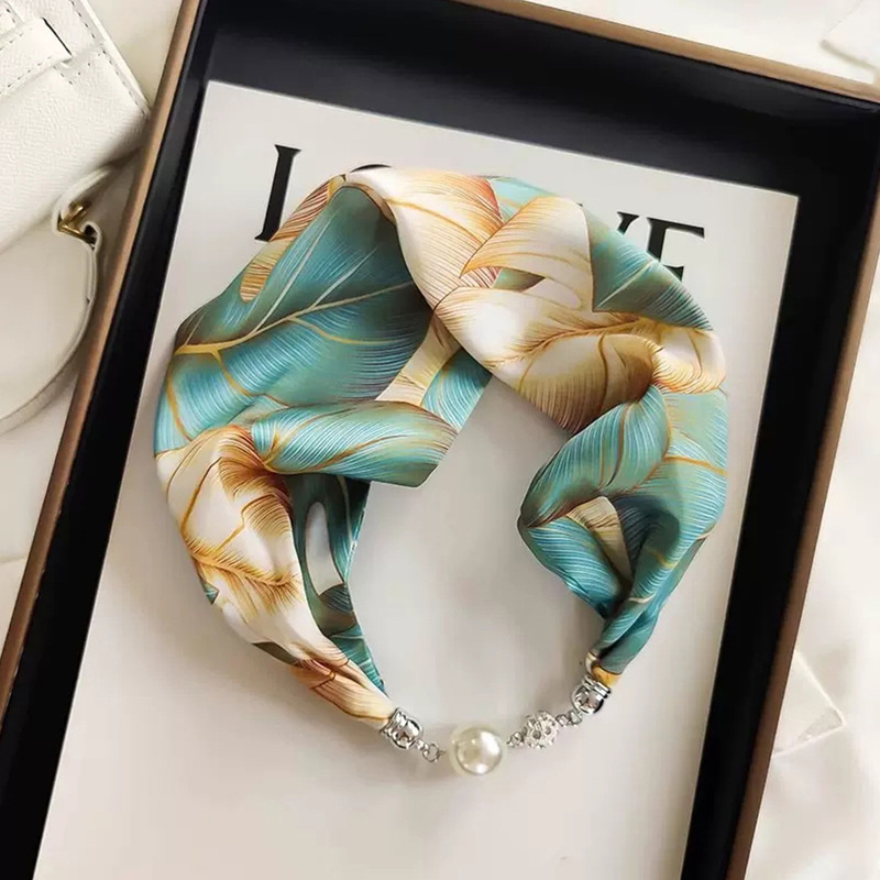 Chinese style retro multifunctional lazy magnetic silk scarf small strip diamond magnetic buckle small scarf headband wholesale