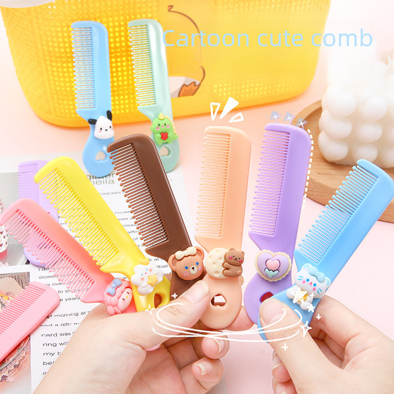 High-end girls' special hairdressing comb for students and children cute cartoon portable mini comb comb wholesale