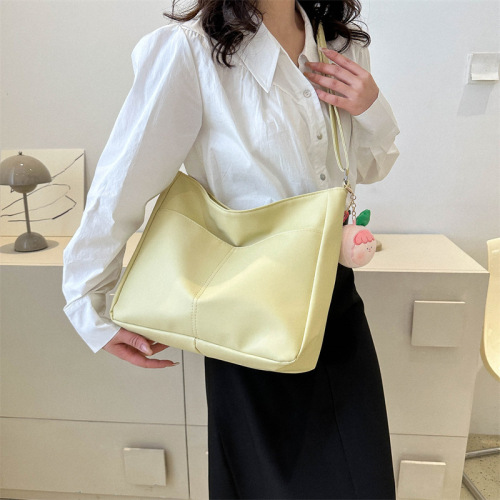 Large-capacity bag  times ah few new fashionable shoulder crossbody bag simple this year's popular personalized bucket bag