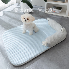 New big-eyed monster warm dog mat, breathable and cool, small dog autumn and winter dog bed, cat bed, pet kennel