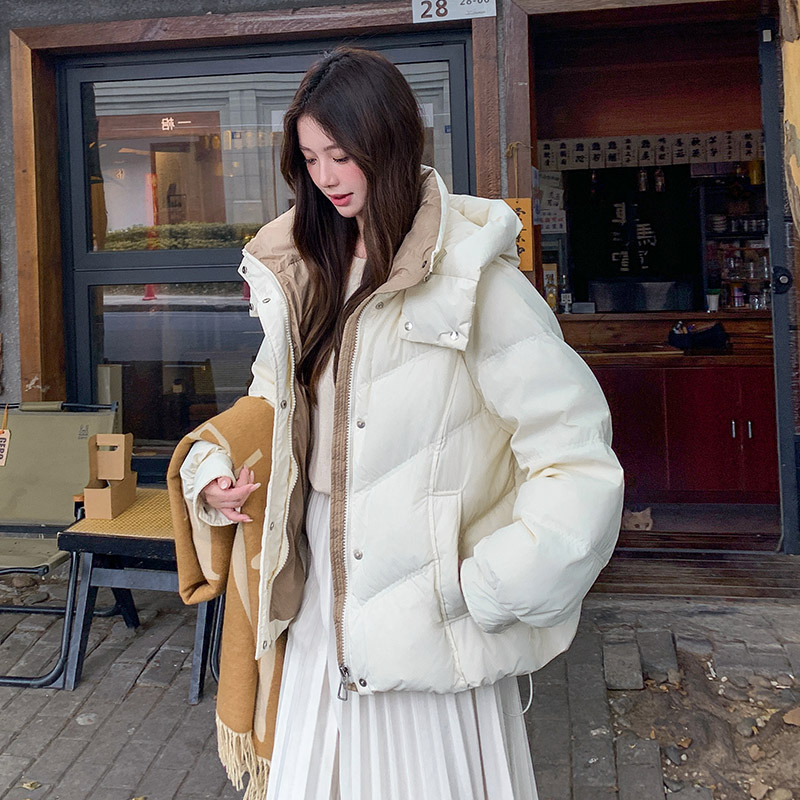 2024 winter new Korean style down-padded jacket for women, loose hooded short cotton-padded jacket, thickened student bread jacket, trendy
