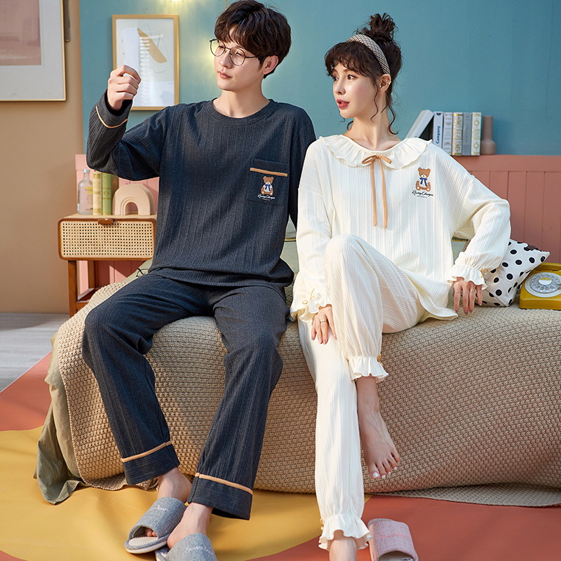 Autumn and winter new couple pajamas spring and autumn long-sleeved trousers cotton comfortable and loose can be worn outside home clothes set