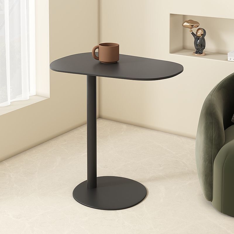 Minimalist coffee table wabi-sabi style sofa side table small apartment side table coffee table mobile modern simple iron small table