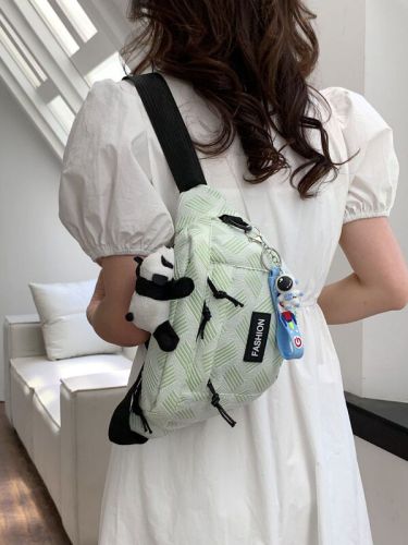 Japanese style ins waist bag, simple and versatile, cross-body chest bag for men and women, large-capacity casual bear waist bag for men and women