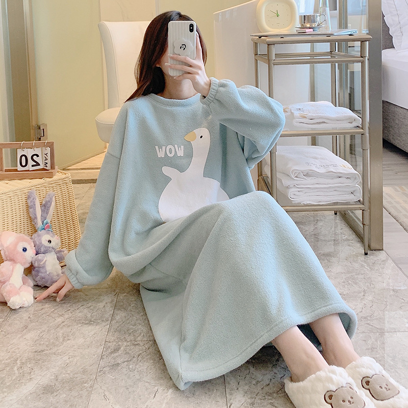 Cute nightgown for women autumn and winter thickened coral velvet mid-length 2023 new flannel maternity large size pajamas