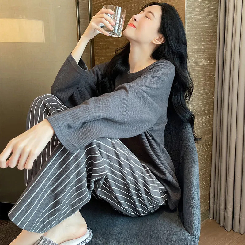 Pajamas with breast pads for women spring and autumn long-sleeved trousers Internet celebrity style high-end large size simple outer wear home wear set