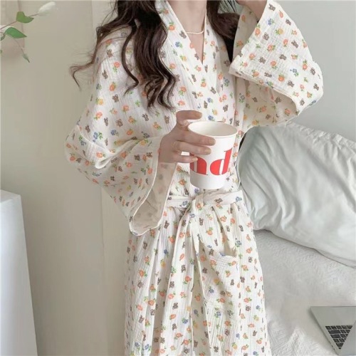 Japanese kimono long-sleeved nightgown cute bear nightgown women's autumn long pajamas casual home clothes can be worn outside