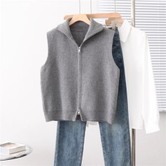 Retro stand-up collar waistcoat knitted vest for women autumn and winter new cardigan jacket design loose zipper sweater vest