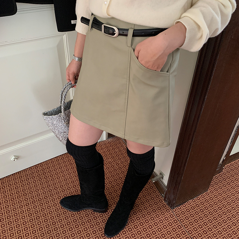 Allo Fu leather skirt for women 2024 early autumn new Korean A-line high-waisted slimming anti-exposure hip-covering PU short skirt 3652