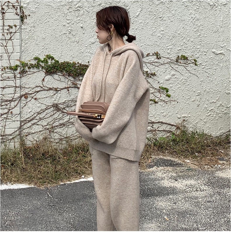 nutui fried chicken easy to wear loose hooded sweater women's nine-point carrot pants knitted two-piece suit autumn and winter