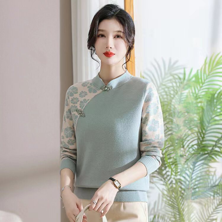 Autumn new temperament mother's clothing bottoming shirt, foreign style retro middle-aged women's sweater, women's thickened warm top