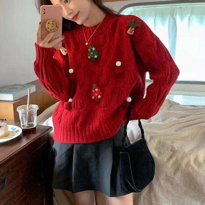 New Year's and Christmas red sweater for women in winter new style small and stylish atmosphere loose and slim sweater top