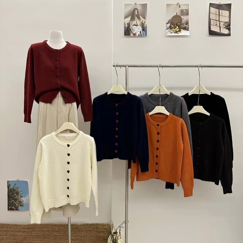 Korean style sweet and gentle style love contrasting single-breasted knitted sweater cardigan for women loose soft waxy top coat trendy