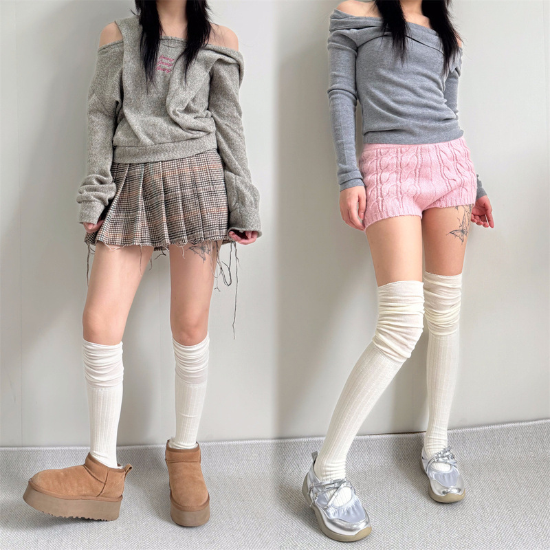 Autumn and winter lazy ins style cotton wide strip splicing pile calf socks Japanese versatile slimming over-the-knee thigh socks white
