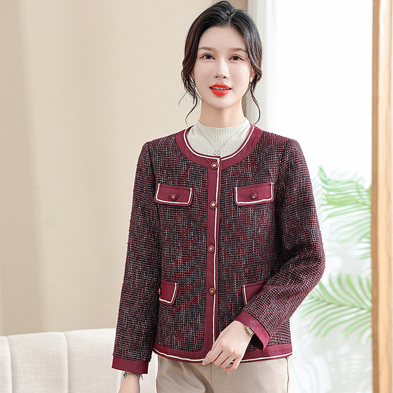 Middle-aged and young mothers' small fragrant style jackets for women new style foreign style jackets for middle-aged and elderly women's middle-aged fashionable autumn clothing