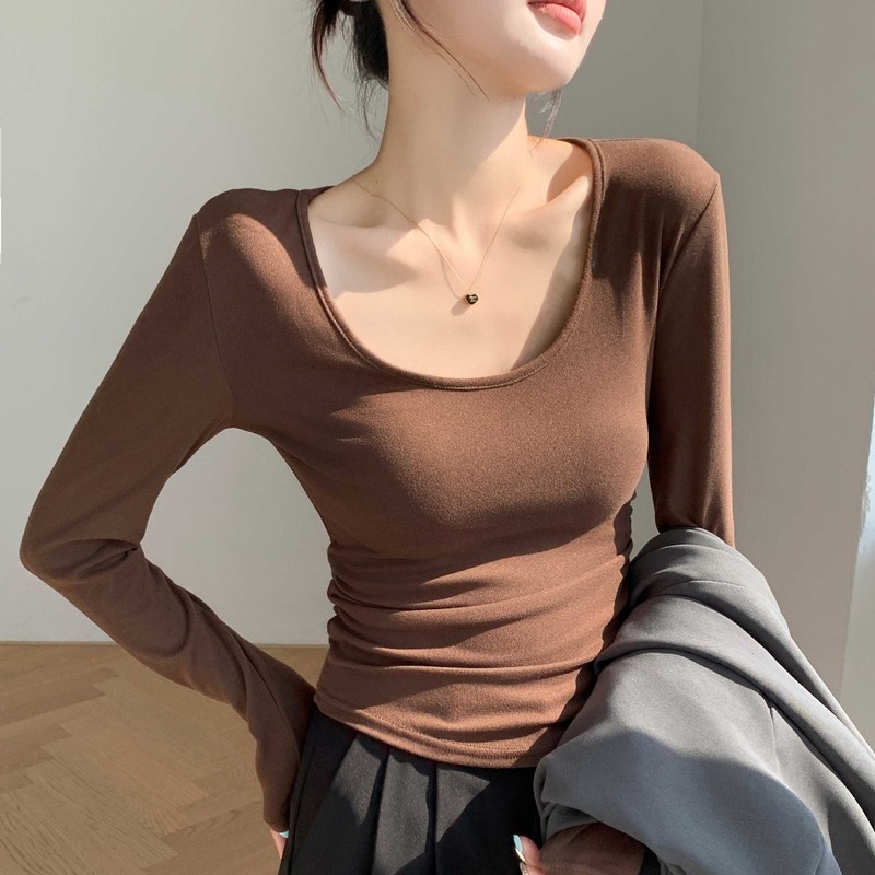 H257 coconut velvet large U-neck bottoming shirt in autumn and winter brushed inner with T-shirt long-sleeved waist slim fit flesh-covering pleated top