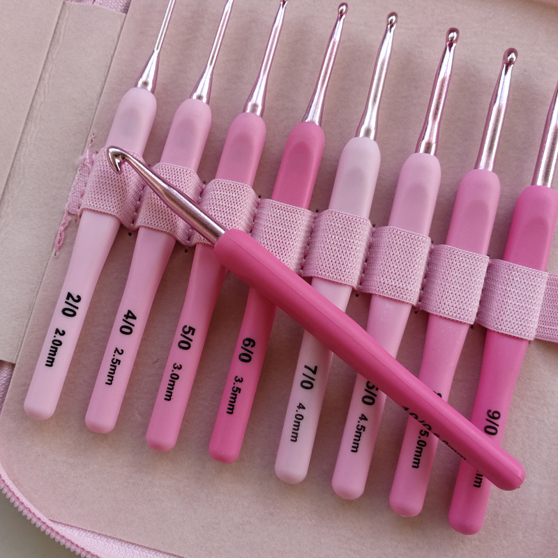 Knitting tools sweater needle gradient color soft plastic handle aluminum crochet hook set of 9 PU packaging