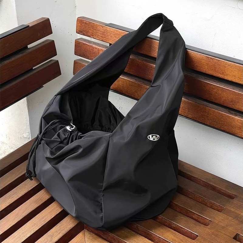 WAYNEPRINCE sports casual versatile retro shoulder bag drawstring drawstring crossbody bag for men and women