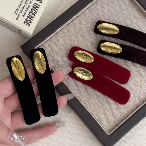 French retro gold label velvet hair clip one-word clip high-end side clip bangs clip simple temperament hair clip hair accessory