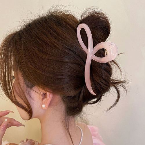 2024 New Simple Temperament Clip Women's Summer Shark Clip High-end Hair Clip Versatile Hair Accessories for the Back of the Head