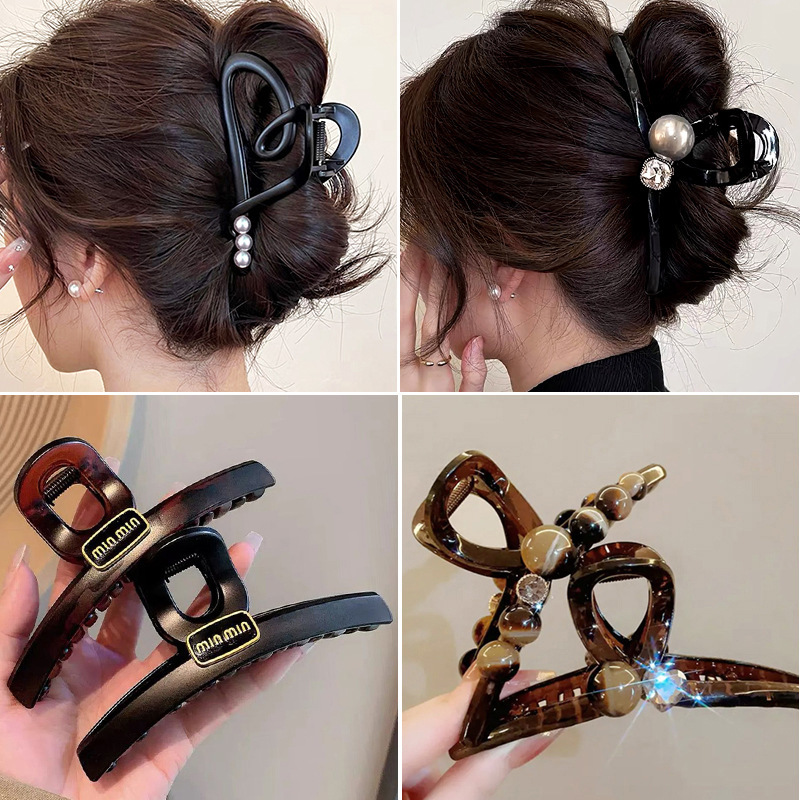 Large hair volume ins grabber shark clip back of the head black matte high-end hairpin hairpin Yiwu accessories