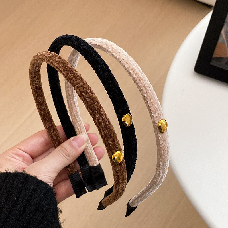 Thin hairbands for women, high-end, fashionable hairpins, 2024 new hair travel headbands, pressed hair accessories, face wash, hair bundles, headbands
